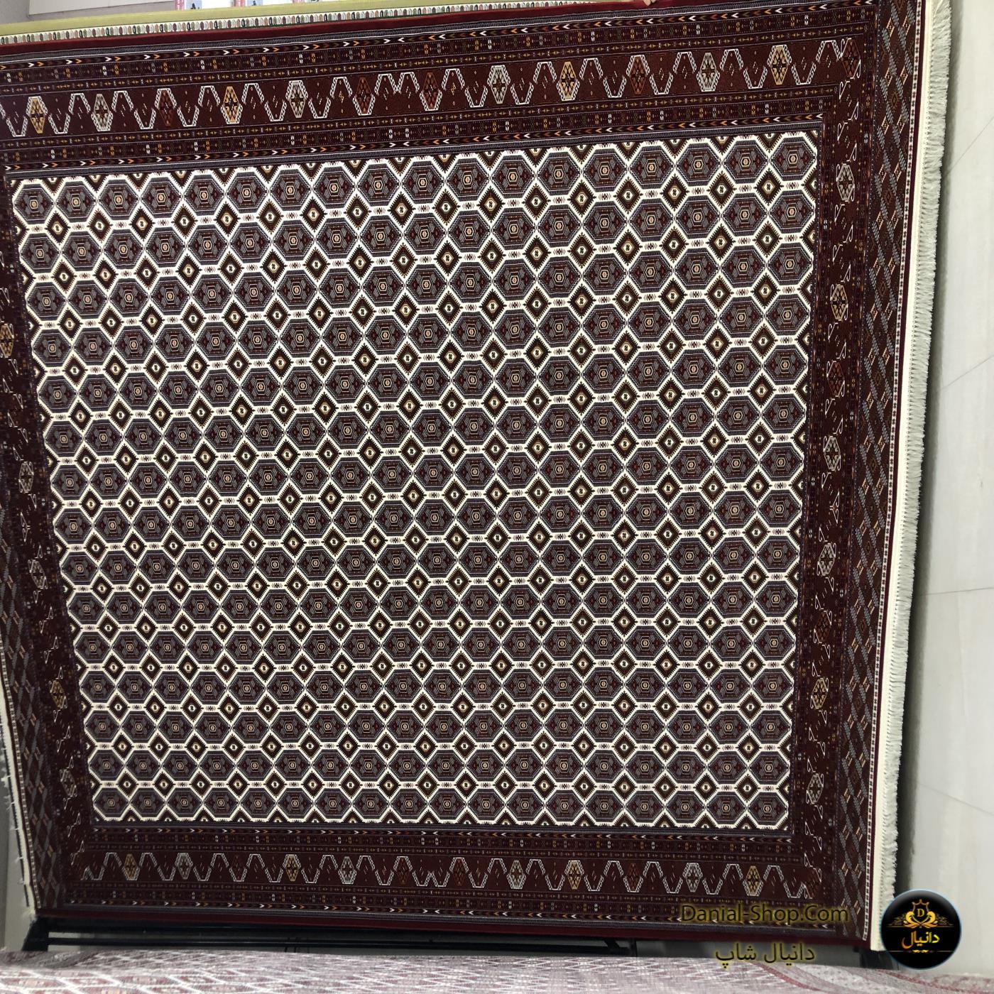 فرش 9 متری 1200 شانه هلال البرز طرح بازوبندی حاشیه روناس زمینه کرم دانیال شاپ